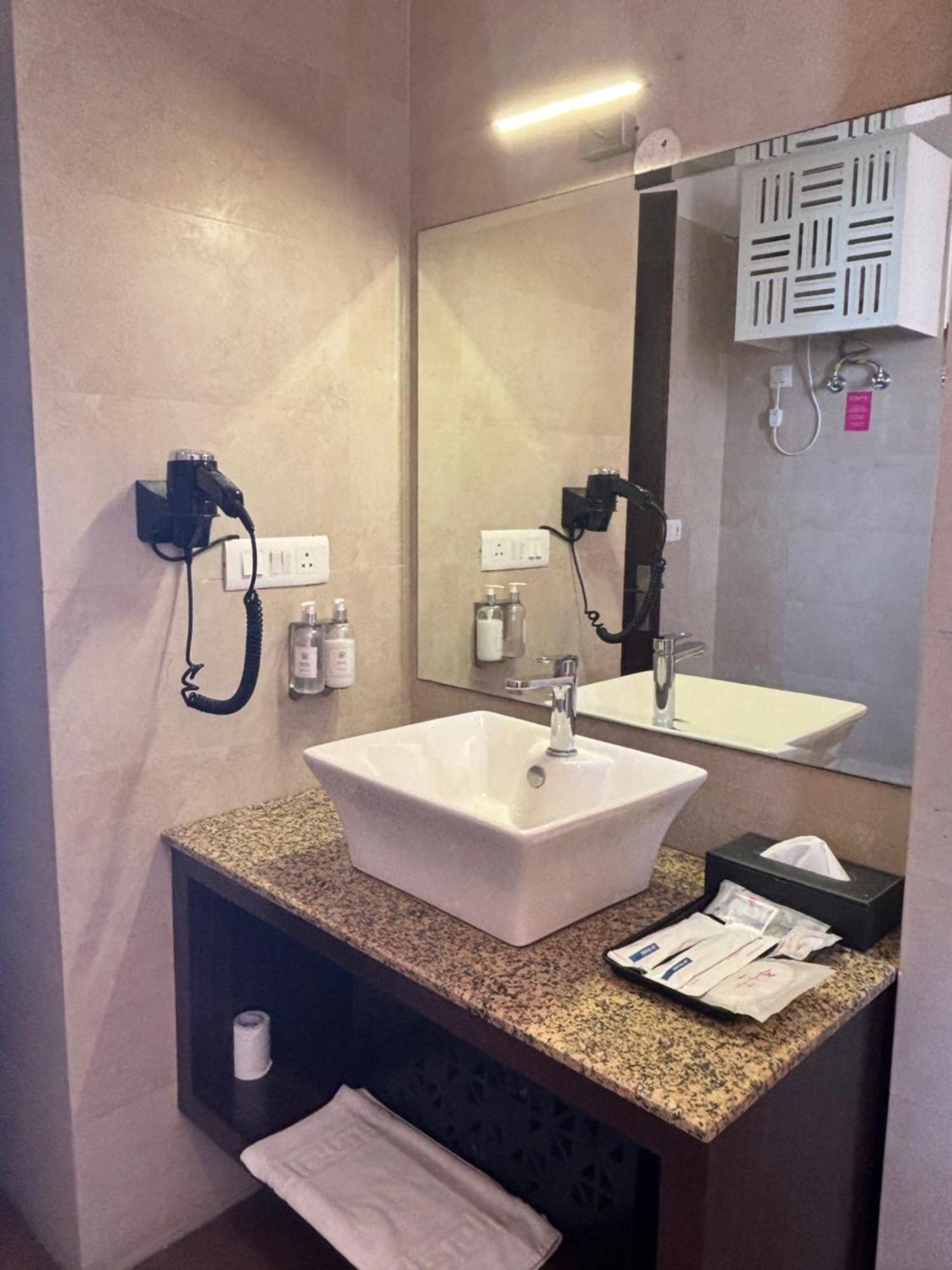 Regenta Resort & Spa Mashobra Shimla Zewnętrze zdjęcie